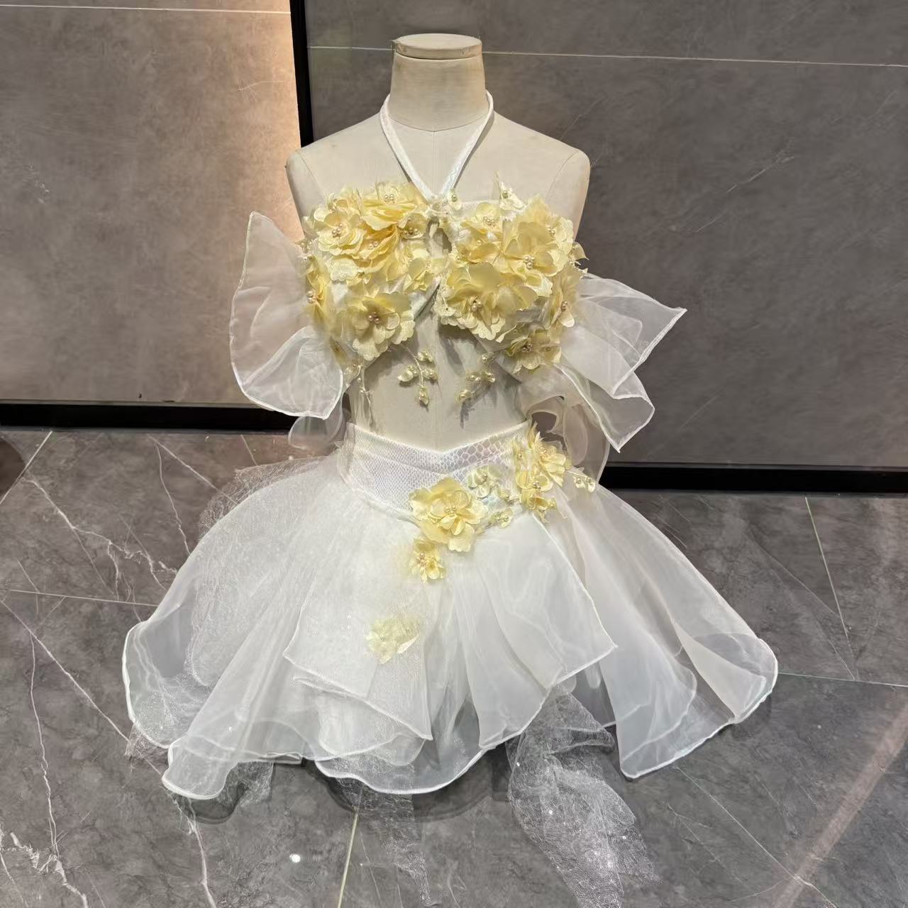 Anime cosplay çekim kostümü de - Aquarium incelemesi ve fiyatı